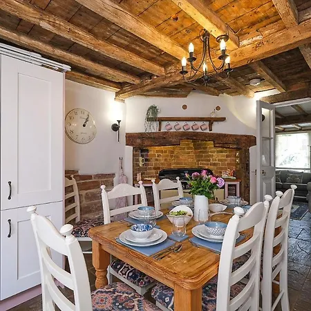 Joe'S Cottage Bridgnorth Exterior photo